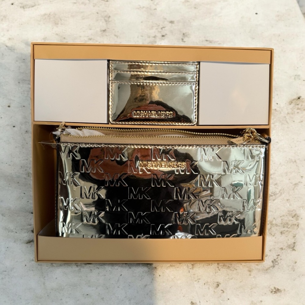 Michael Kors Pale Gold Women's Bag Set